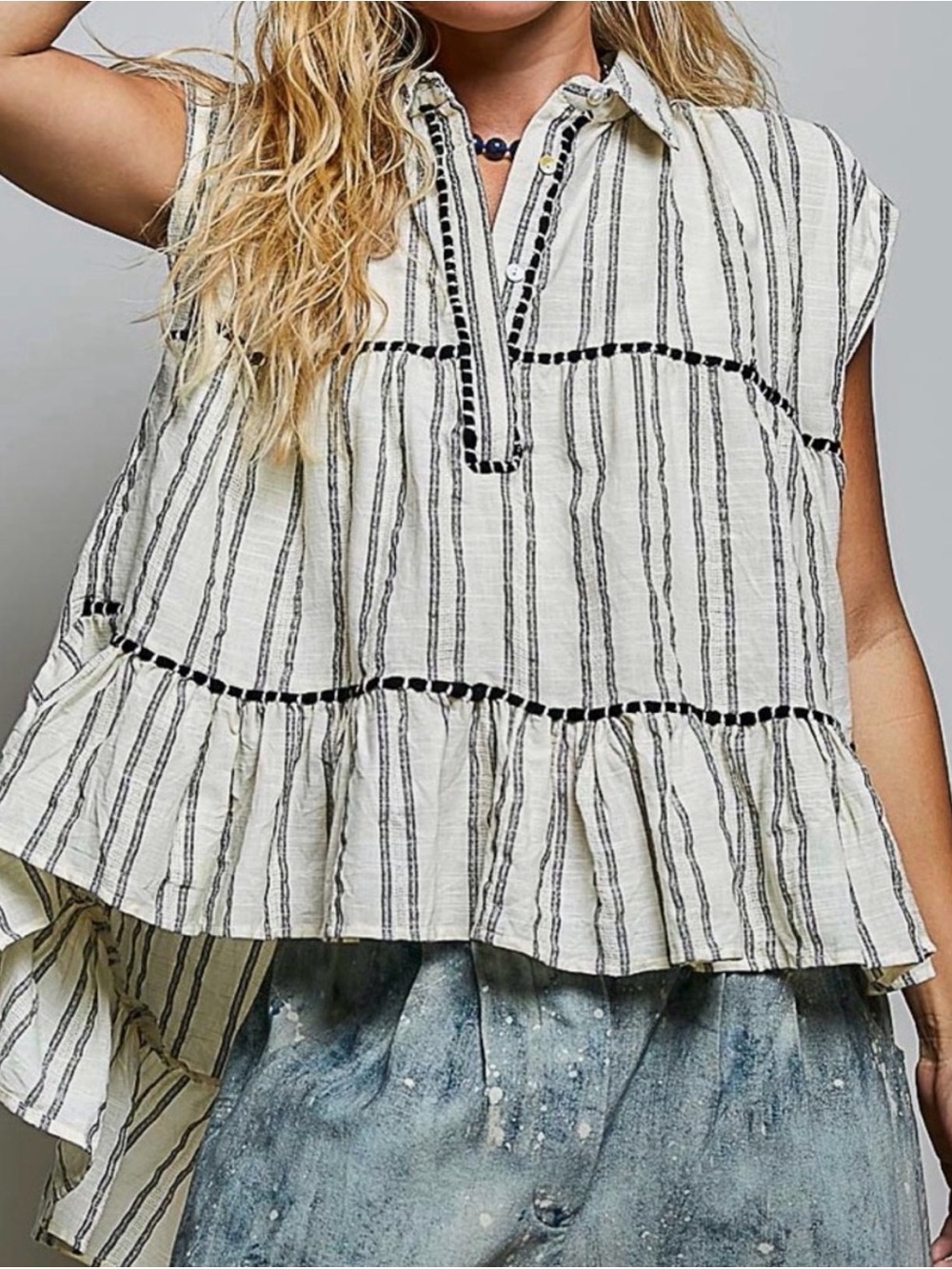 POL Striped Ruffle-Hem Sleeveless Blouse - White/Black